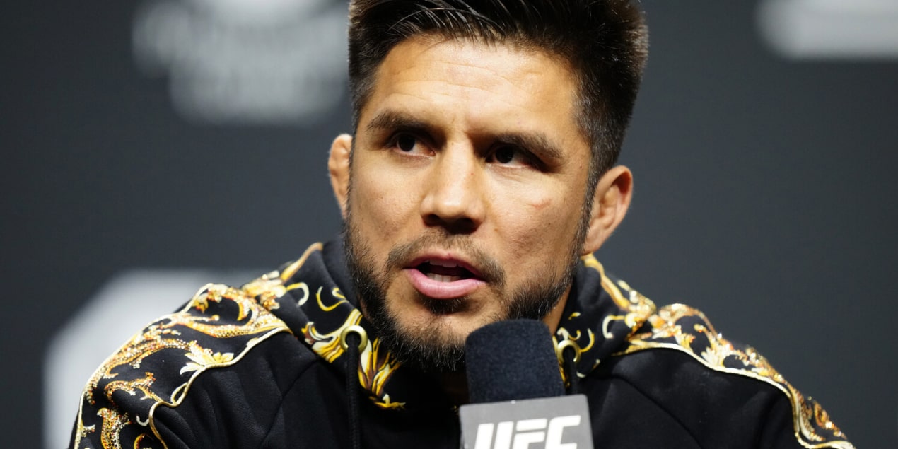 Генри Сехудо попросил Дану Уайта провести UFC в Казахстане