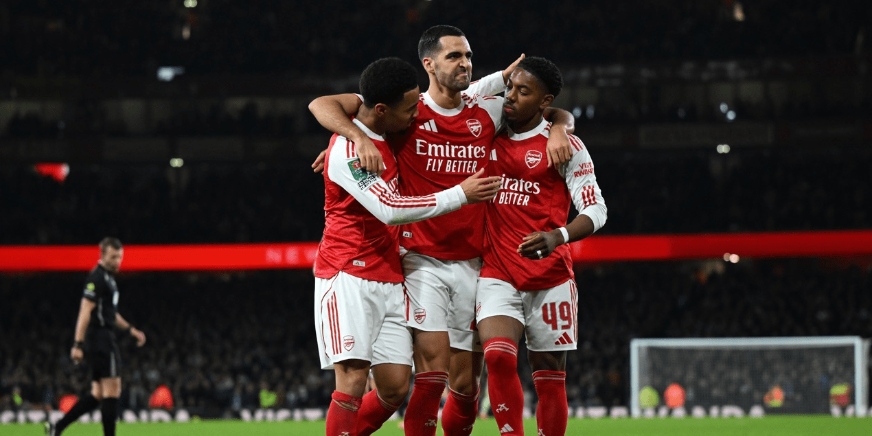 «Арсенал» лидирует после 10 туров